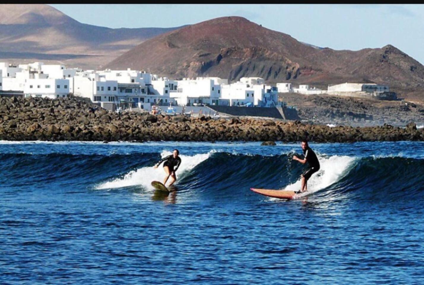 Famara Surf Wifi Appartement Buitenkant foto